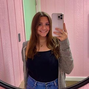 Meet your Posher, Anna